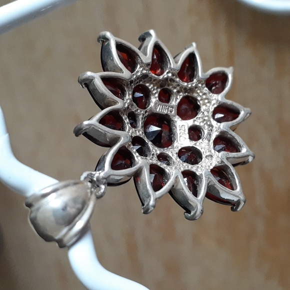 Sterling Silver & Dark Red Gem Pendant RR115 - Picture 5 of 17